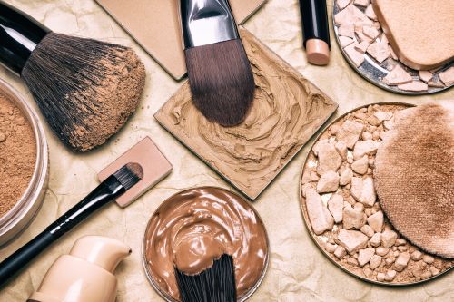 How to Boost Indoor Makeup Use with Our Sustainable Solutions